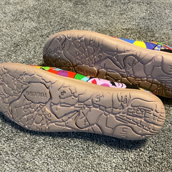 UIN Women's Toledo Slip on shoes. Women's Size 7.5 - Picture 5 of 15